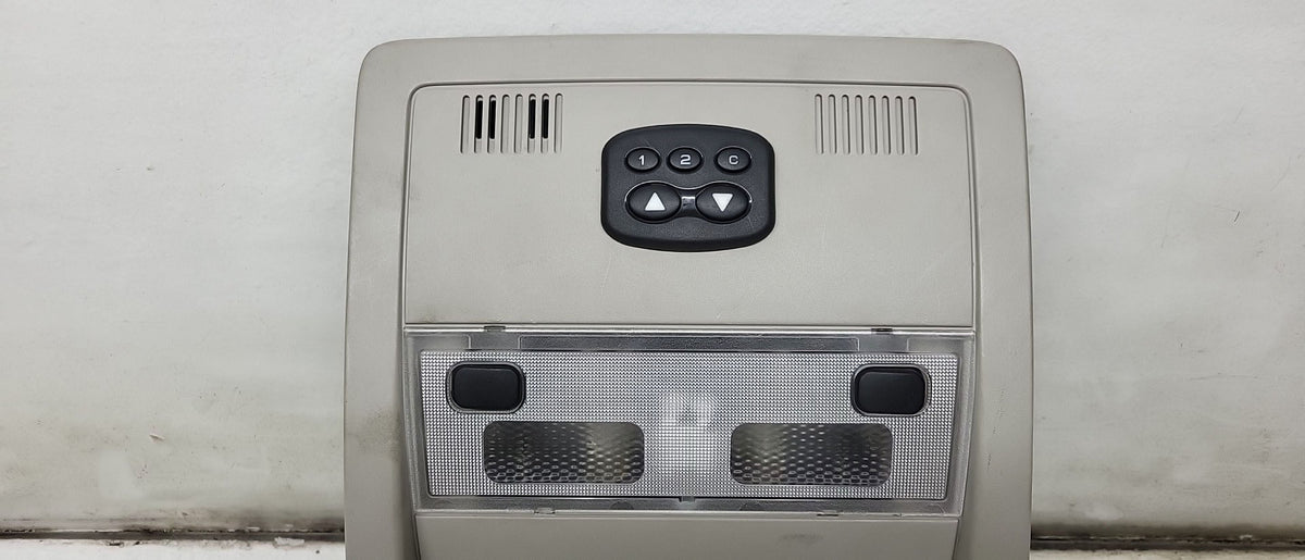 Pre-Owned 07 2007 GMC Yukon Overhead Roof Console with Sunroof Controls OEM (Good)